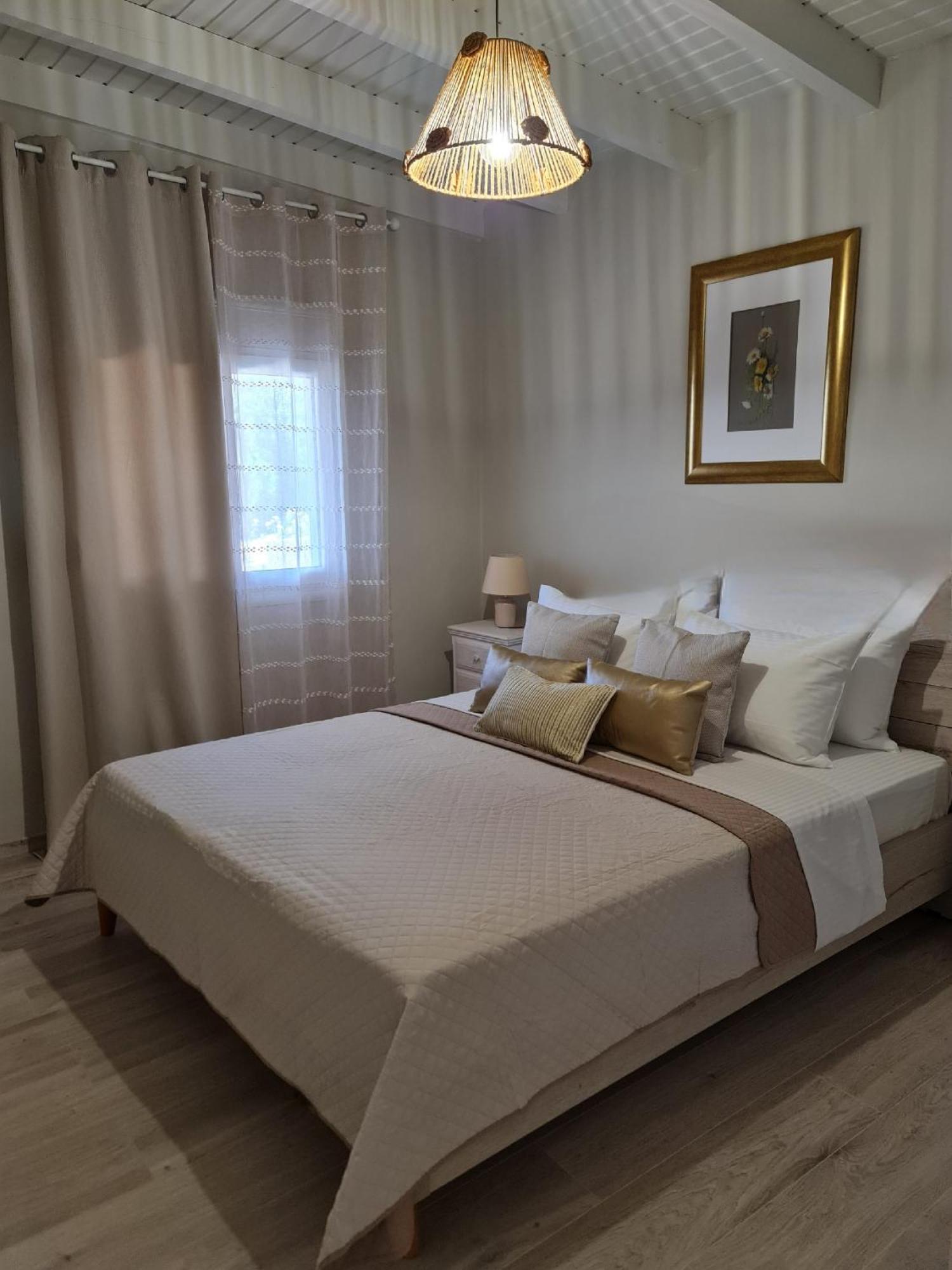 Ornament: Infinite Nature Villa Dhafnes Ngoại thất bức ảnh