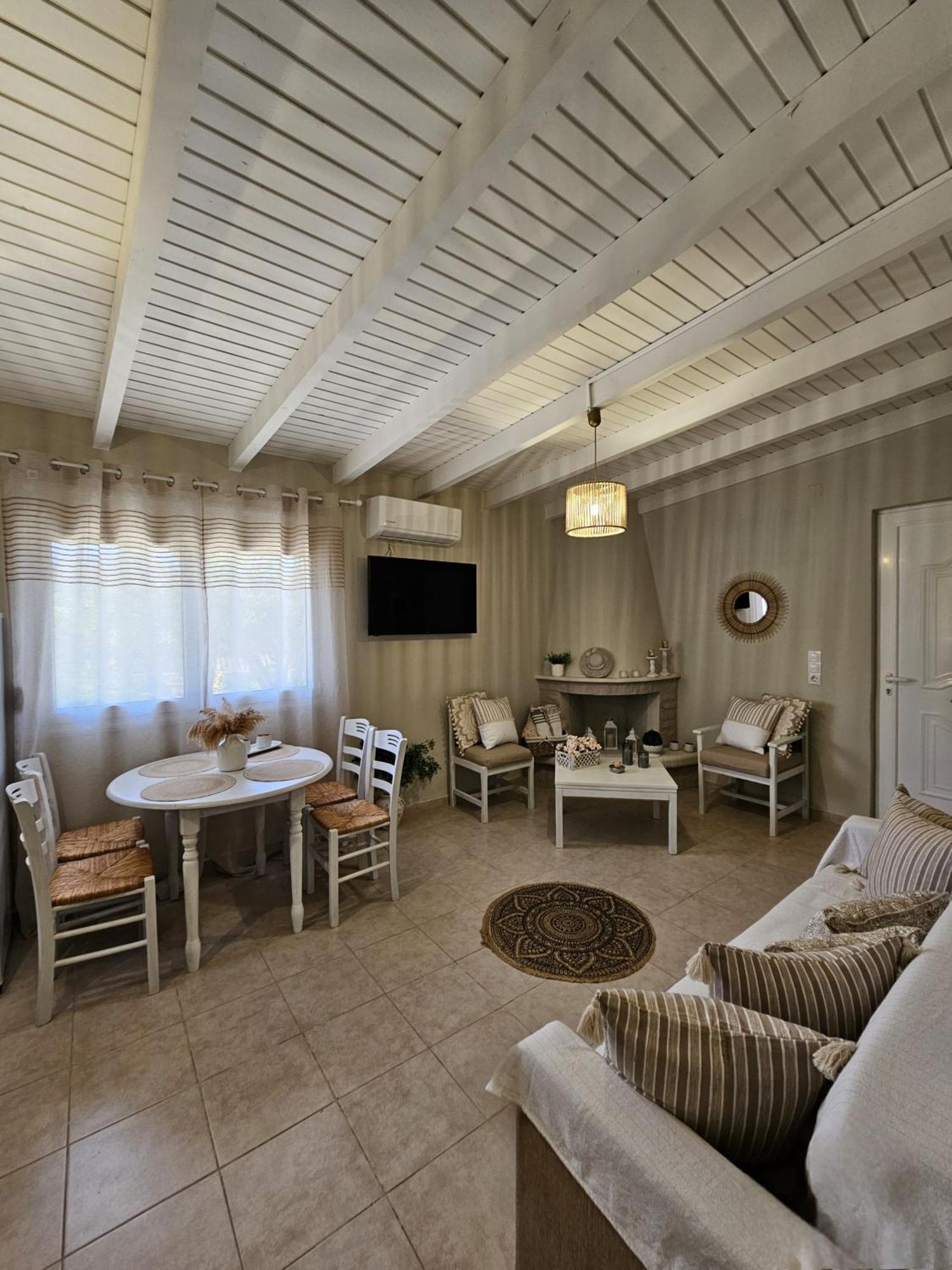 Ornament: Infinite Nature Villa Dhafnes Ngoại thất bức ảnh
